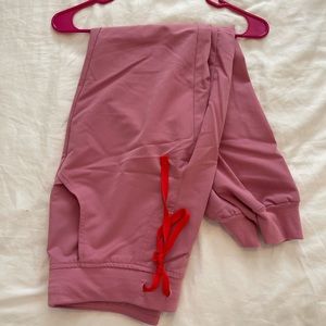 Figs. Women. Zamora Joggers Chalk Pink. Limited Edition Color